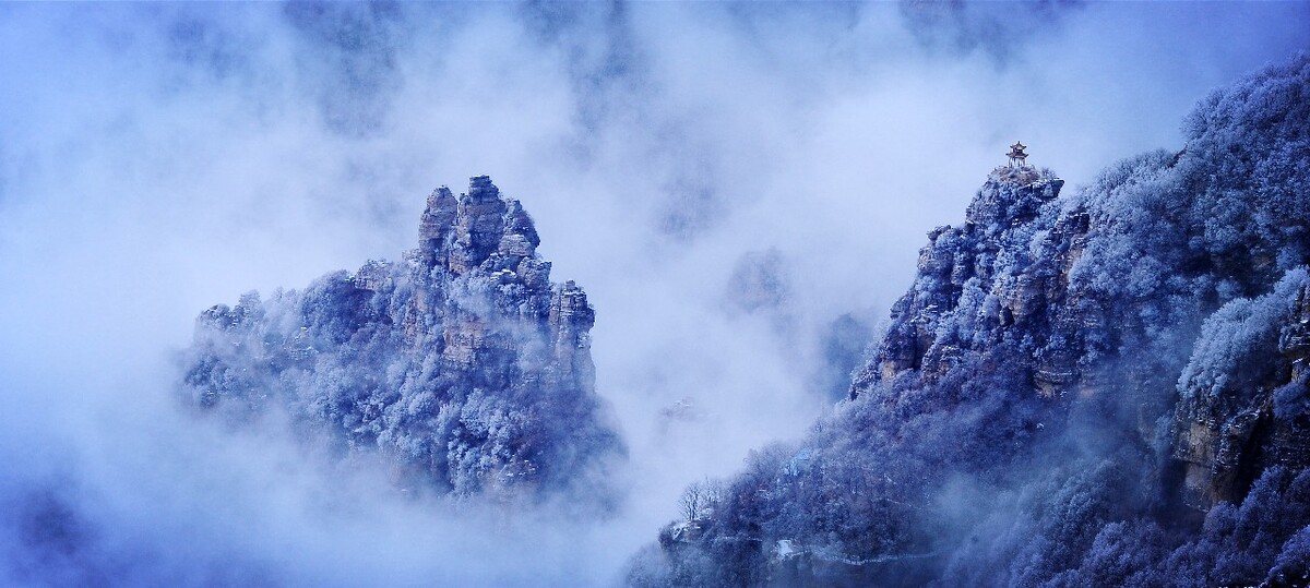 拍摄于白石山