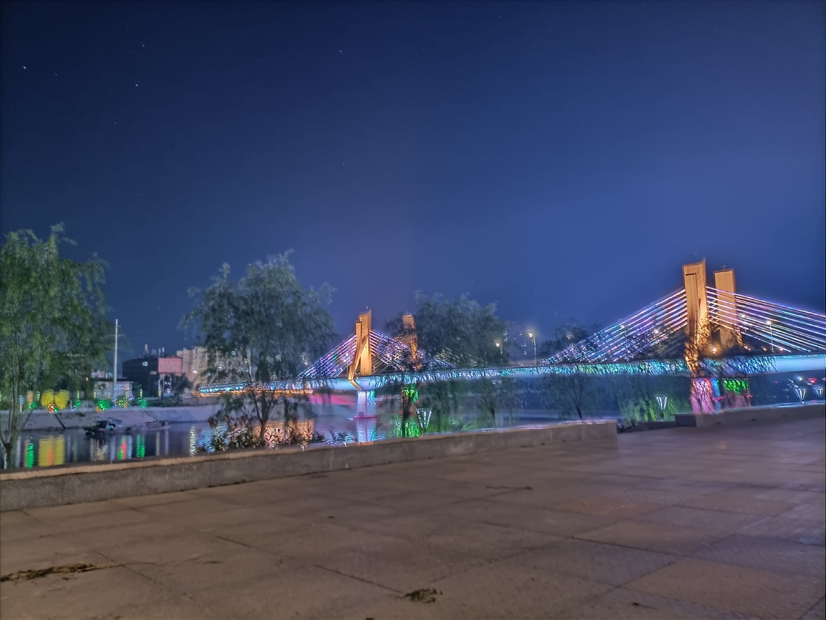 沈丘新沙河大桥夜景