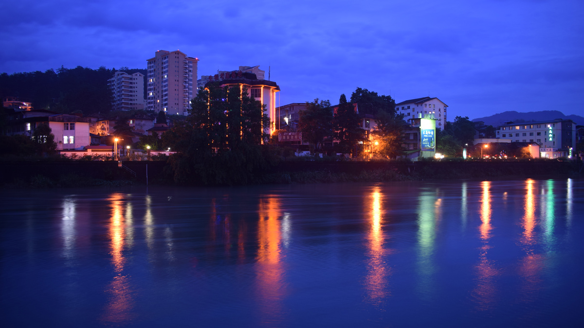 武夷山市区横街头