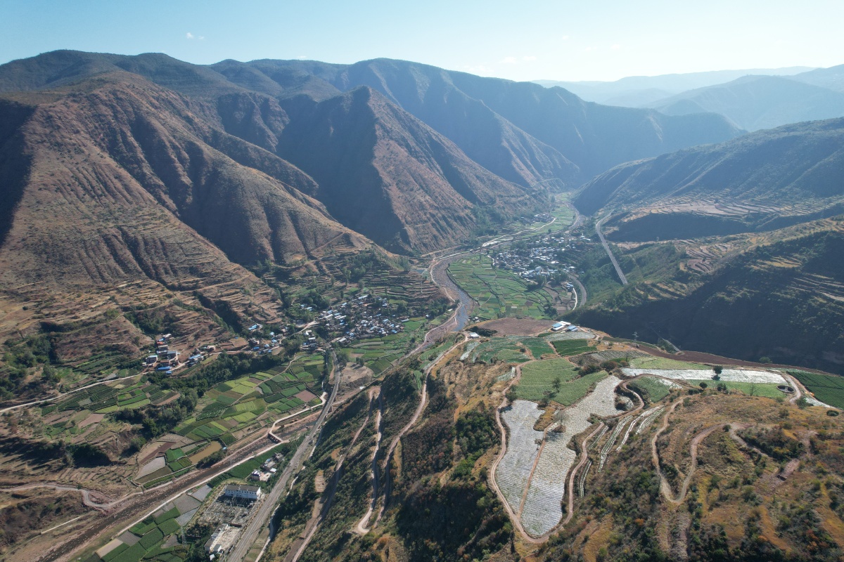 成昆铁路老线六渡河展线 - 赵迢先森 - 图虫