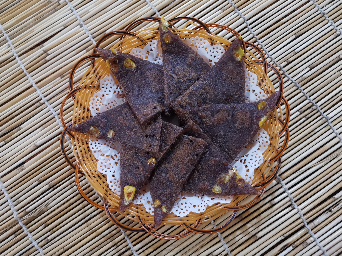 铲子粑粑 - 水至清无鱼 - 图虫