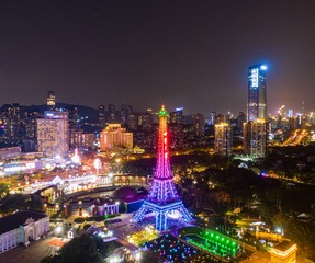118052
