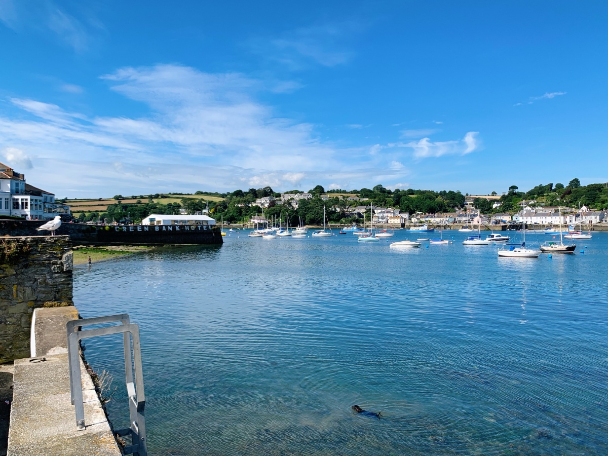 英国法尔茅斯的海