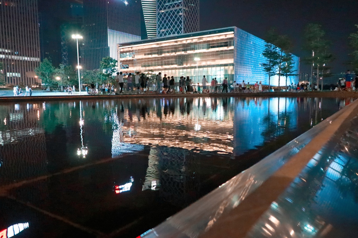 深圳宝安滨海文化公园夜景拍摄场地