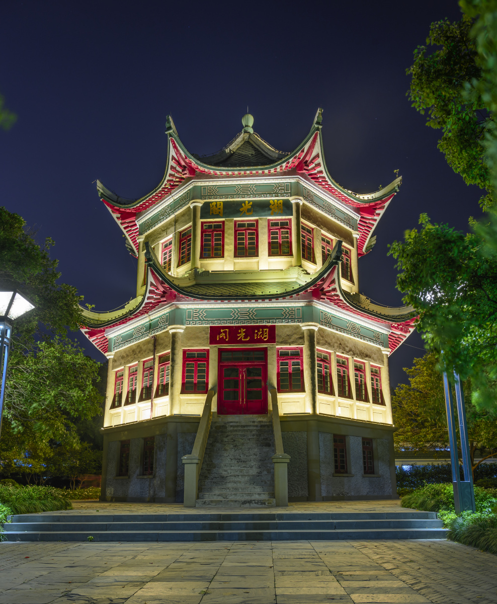 武汉东湖湖光阁