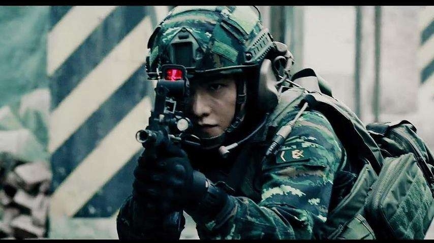 我是傅征中国海军陆战队队长中国海军 为您护航"我先属于国家,在属于