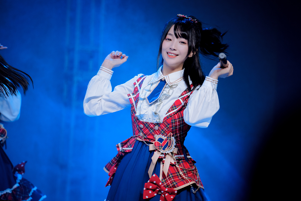 你好少女组活动公演现场图小姐姐们跳舞很厉害拍几张返图现场氛围也很