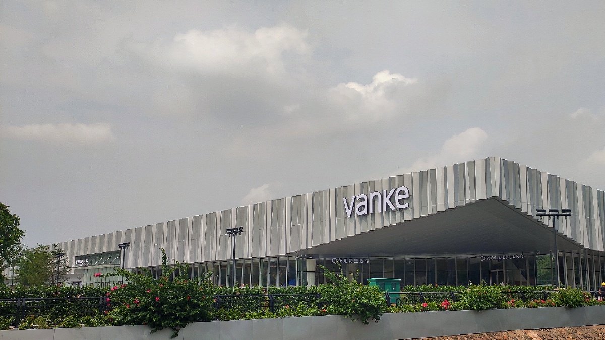 万科花地湾生活馆还在装修