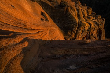 _J2A1047-1