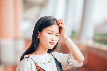 248027