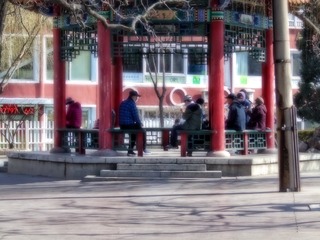 1600205