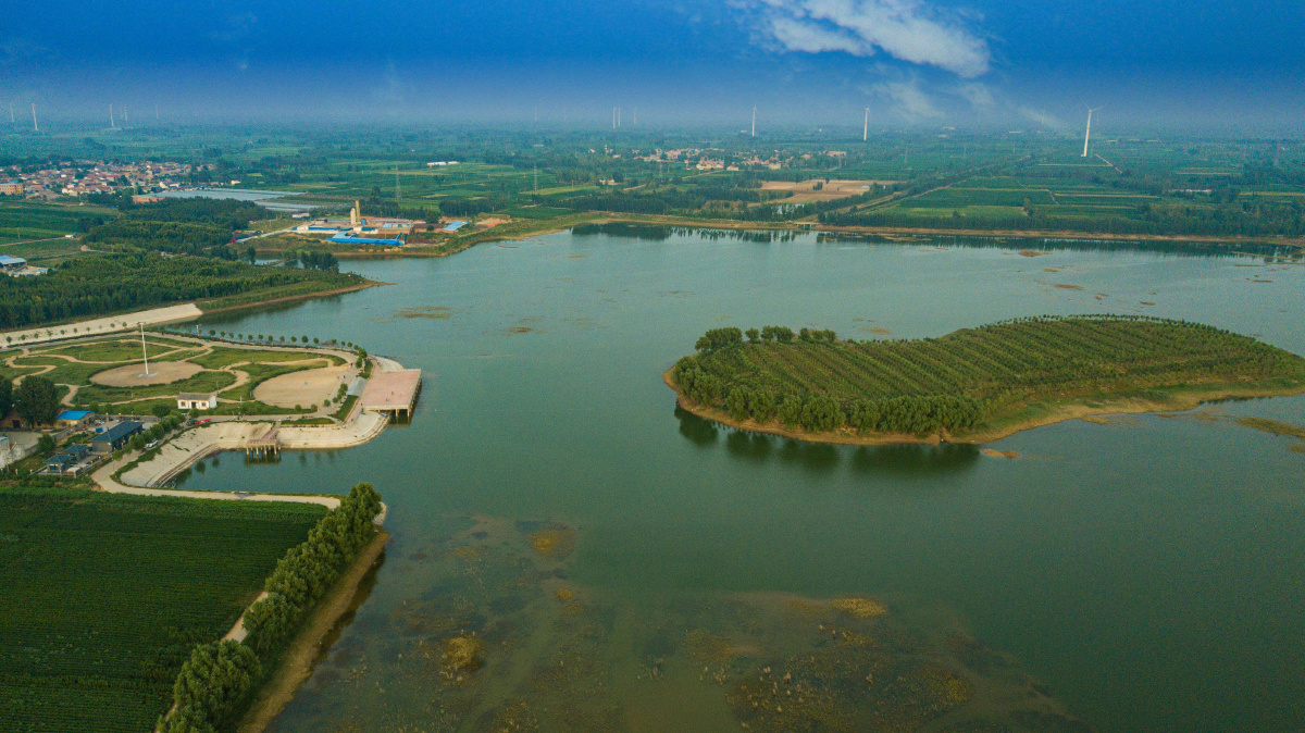 走遍内黄赵庄水库刘文英