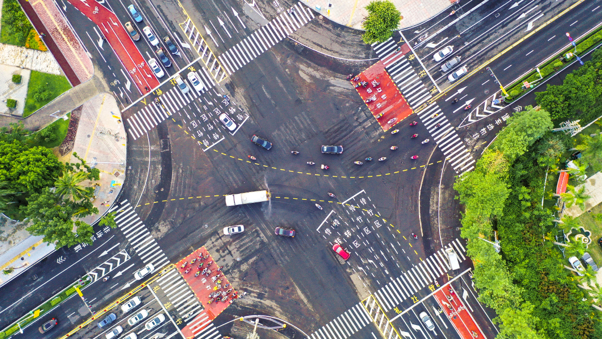 繁忙的十字路口