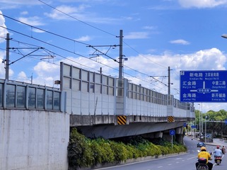 339C213F-86EB-49F3-B8B3-408E1CE575FC/L0/001