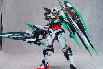 305901
