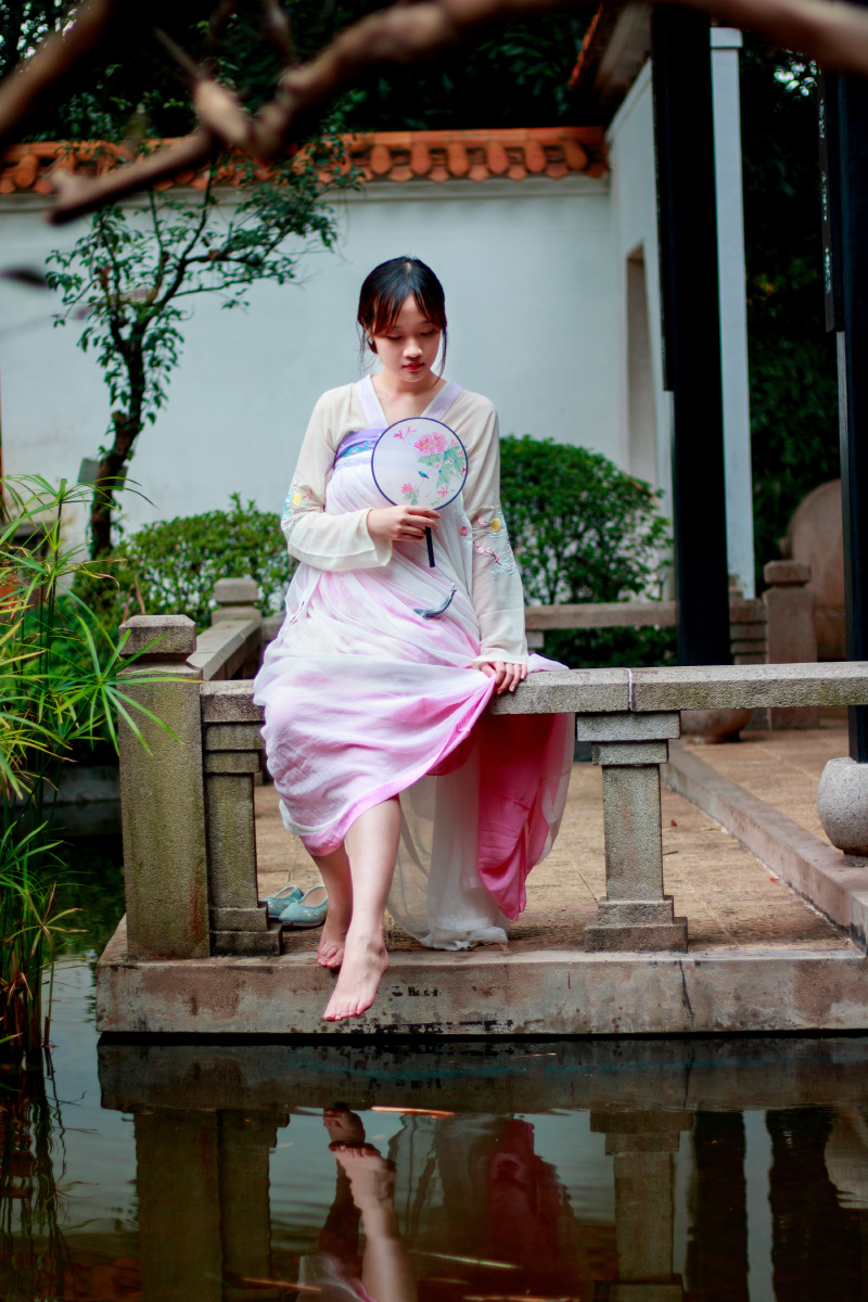 窈窕淑女在水一方