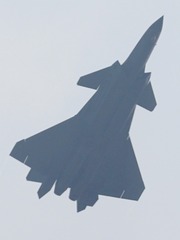 473418