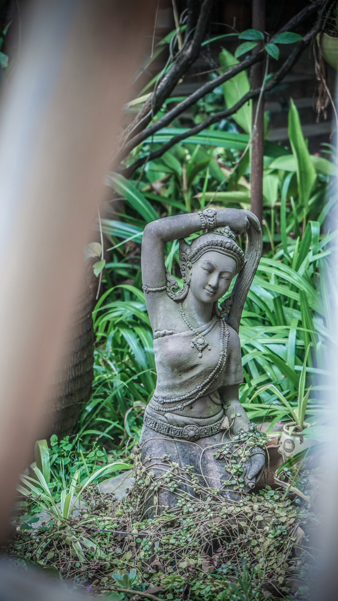 西双版纳佛像大地女神