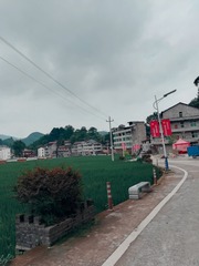 435732