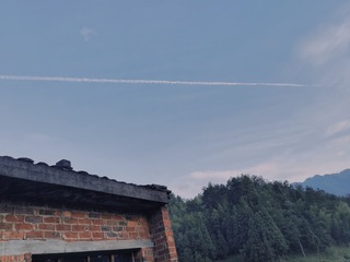 418903