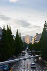1760872
