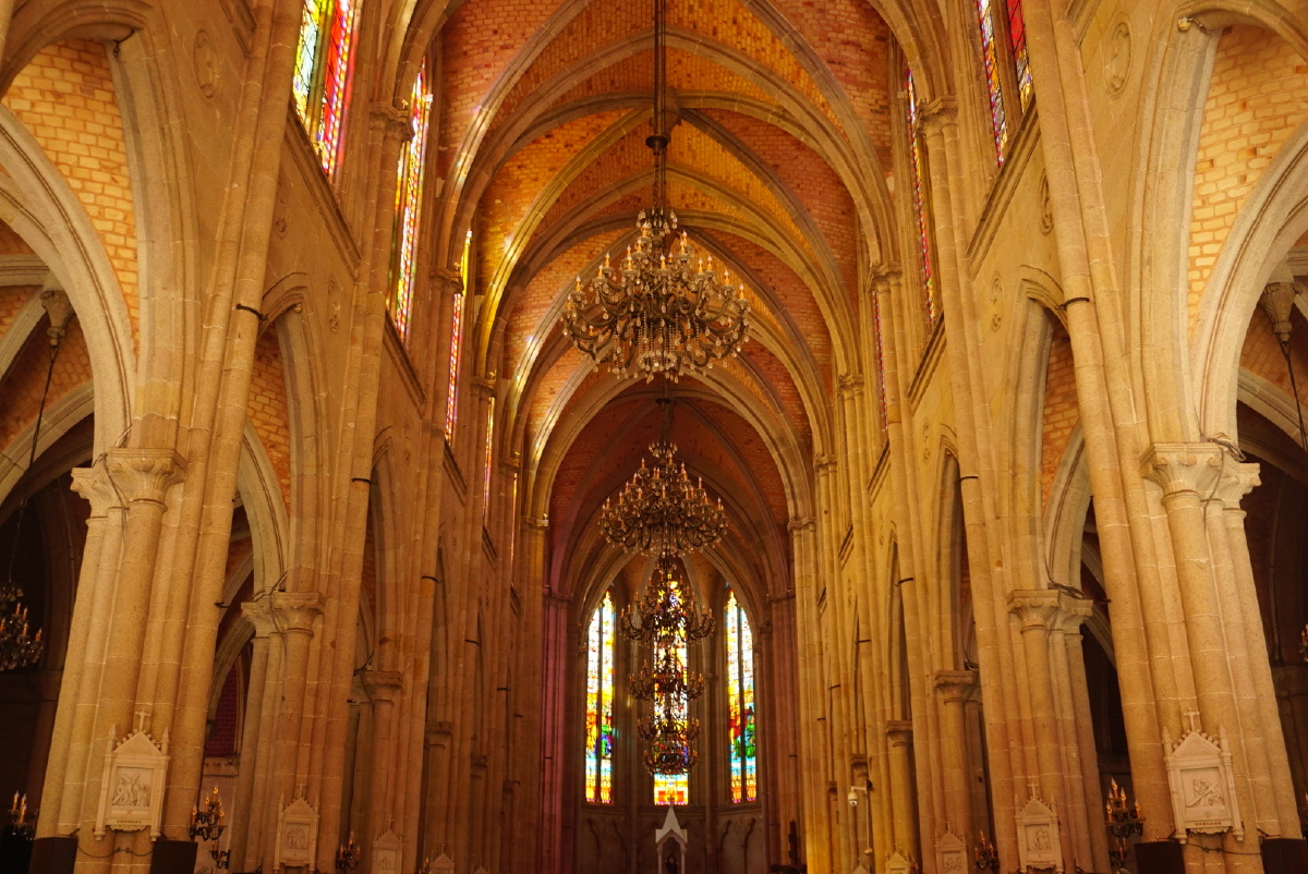 广州石室圣心大教堂内与外