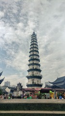142054