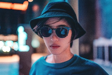 001