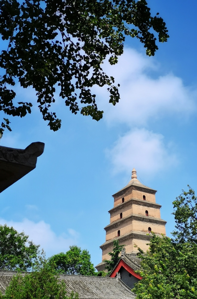 大红灯笼高高挂一一组大雁塔照片