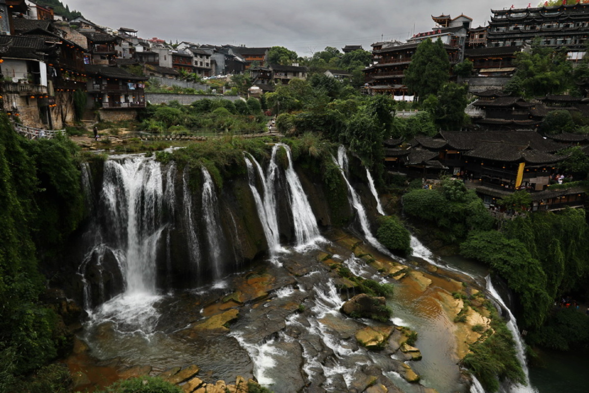 张家界芙蓉镇凤凰古城