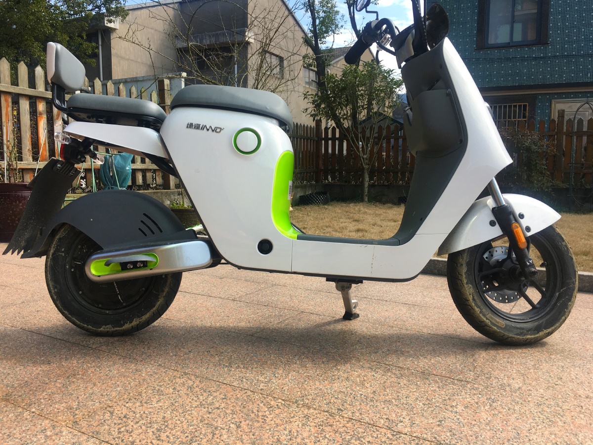电动自行车绿源inno7