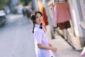 DEF33A19-49F0-4943-B077-F6A940E82D89/L0/001