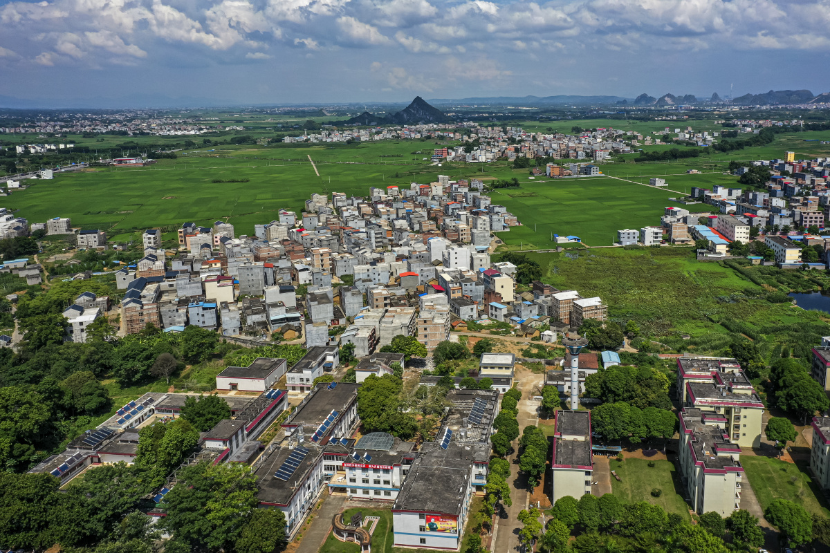 广西贵港棉村田园风光