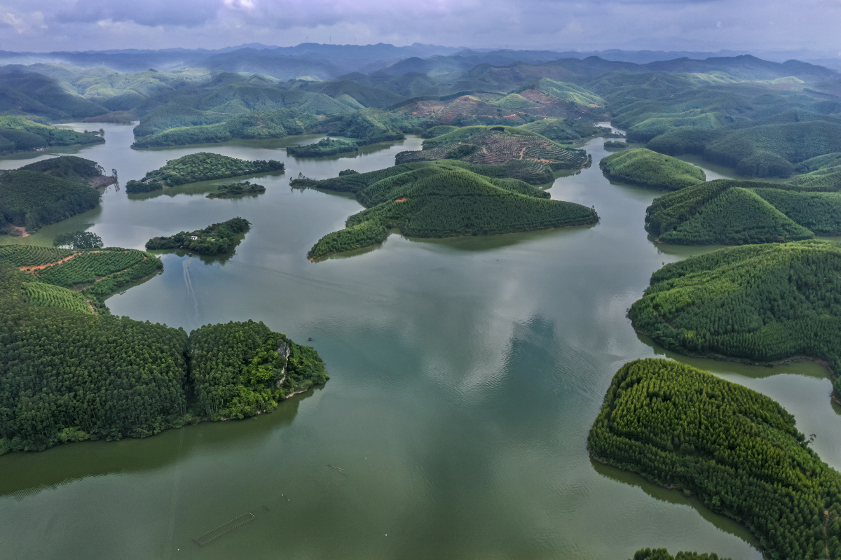 航拍武鸣仙湖水库