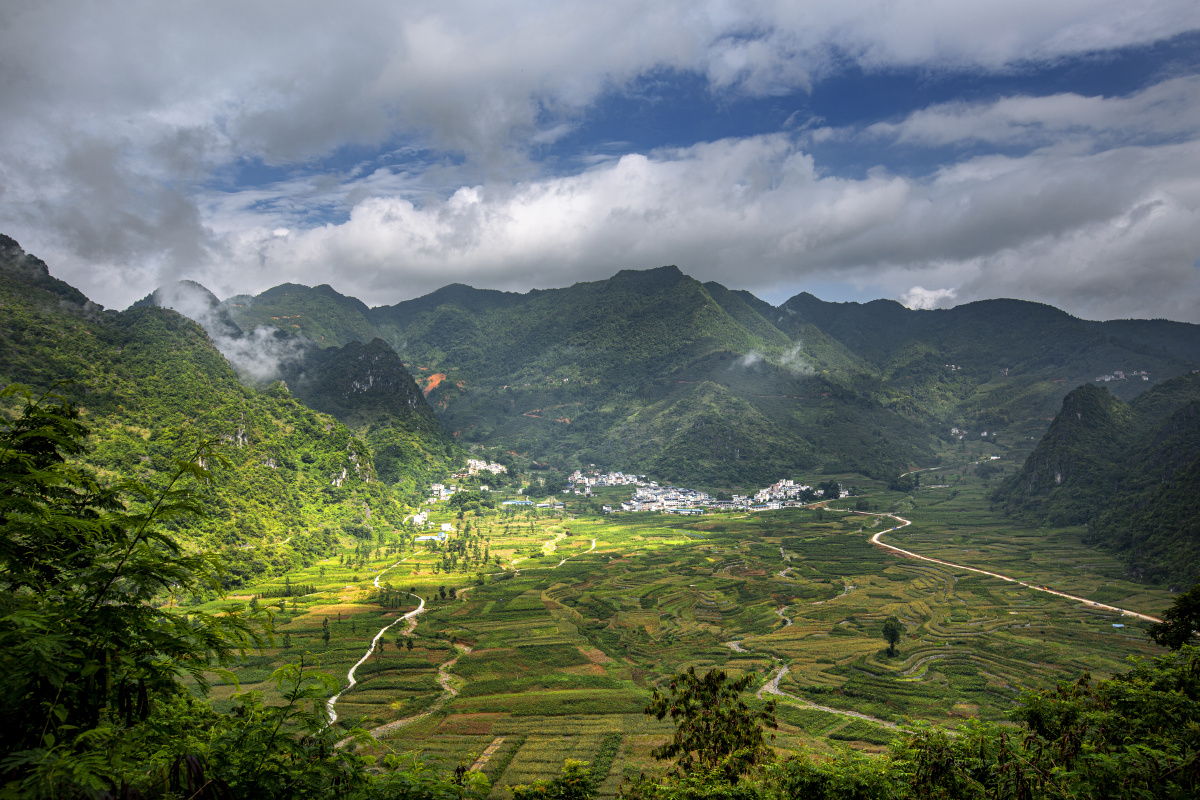 20200704凌云县浩坤湖风光