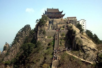 山顶上寺庙