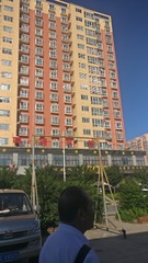 587747