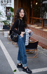 1905905