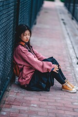 001