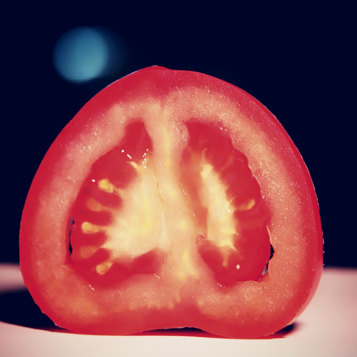 爱心❤️一枚:静物,西红柿🍅切面. - 云豌豆 - 图虫