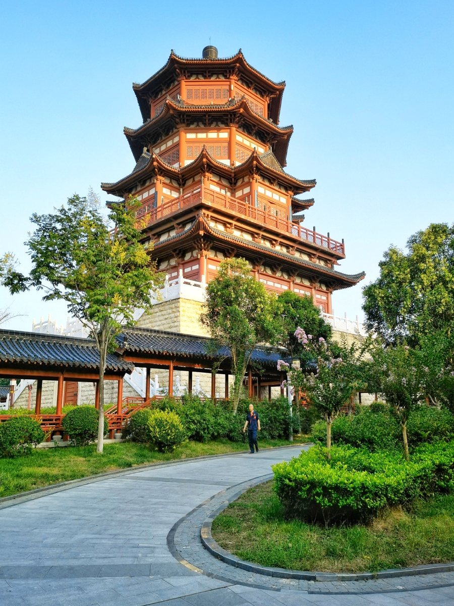 西眺王母阁传说从不同的角度看王母阁有不一样的效果方向要对