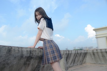 2C776A61-0E29-4A65-8957-5FE5951E65DD/L0/001