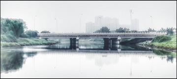 1725296