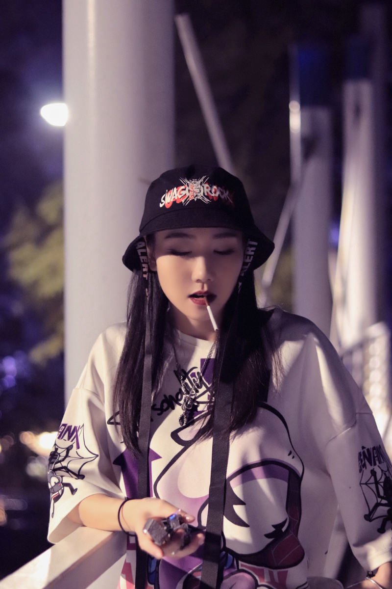 飒飒的女孩谁能不爱