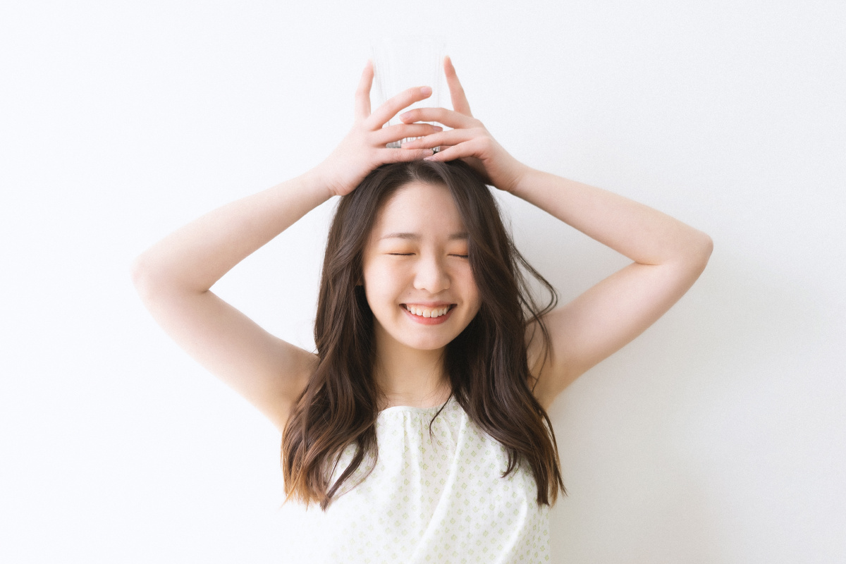 日系小清新一组笑起来很治愈的女孩主题日系唯美少女笑与甜成都白兔糖