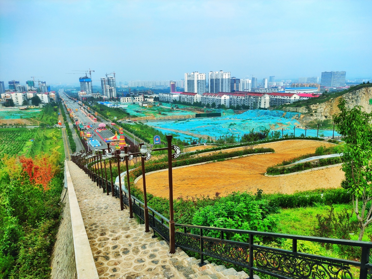 邯郸峰峰矿区的九曲花街