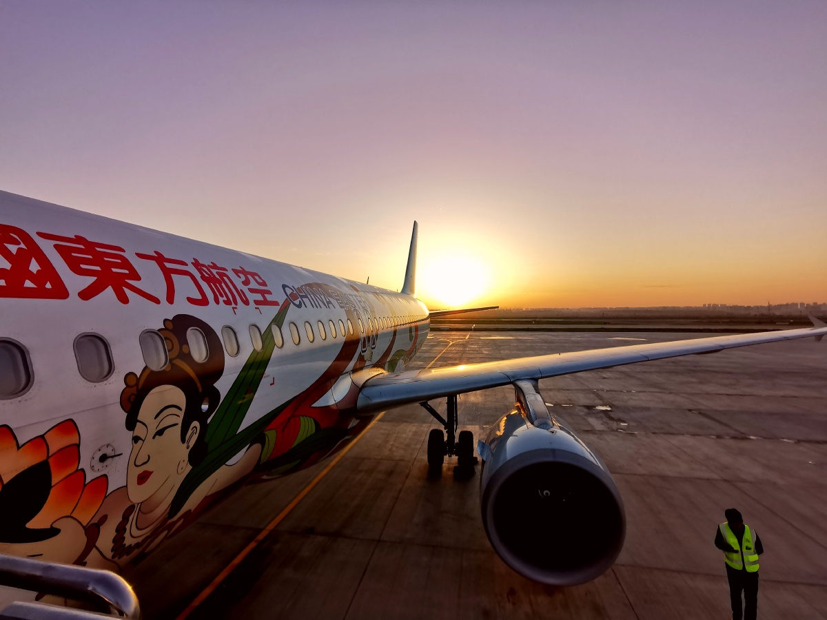 绚丽甘肃东航a320全机彩绘