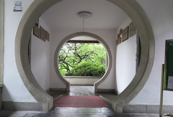 Optional("499ABD54-9F8D-42D4-8FC2-0A78DF0AFA2C/L0/001")