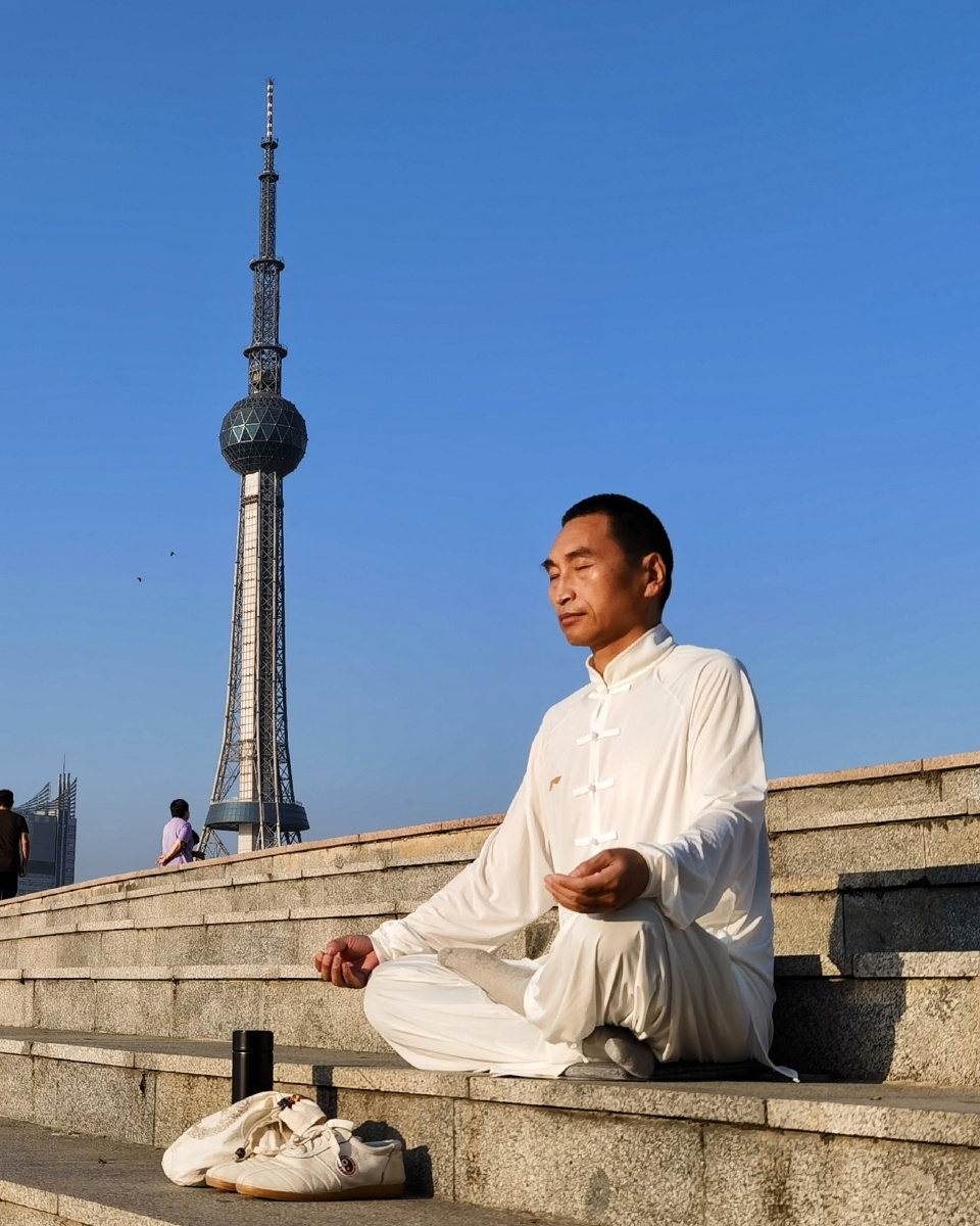 禅坐- 太行悠悠a - 图虫