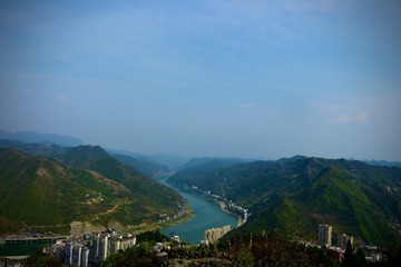 161F11B0-EF86-45D6-868E-34446035D95E/L0/001